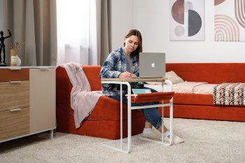 Стол журнальный Марвэл 12.122 белый (Моби) в Артёмовском - artyomovskij.mebel-e96.ru