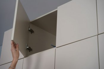 Шкаф 1200 мм Пальма с антресолью, Сатин (ДСВ) в Артёмовском - artyomovskij.mebel-e96.ru