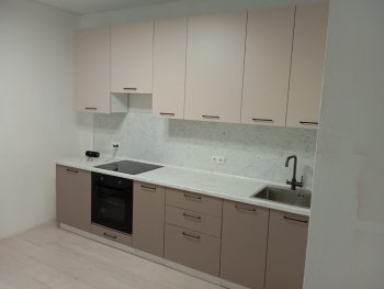 Кухонный гарнитур высокий Латте 3000 мм, Стол. 26 мм в Артёмовском - artyomovskij.mebel-e96.ru